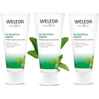Weleda Trio Gel dentifrice végétal Favorise la réduction de la sensibilité gingivale Vegan* Certifié Natrue** Tube 75 ml x 3 - Publicité Weleda Trio Gel dentifrice végétal Favorise la réduction de la sensibilité gingivale Vegan* Certifié Natrue** Tube 75 ml x 3 - Publicité