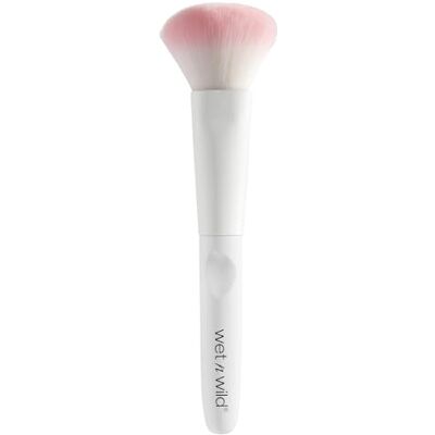 wet n wild Blush Brush by Wet 'n' Wild - Publicité wet n wild Blush Brush by Wet 'n' Wild - Publicité