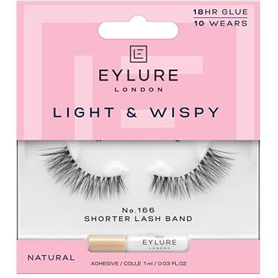 Eylure Light & Wispy No.166 - Publicité Eylure Light & Wispy No.166 - Publicité