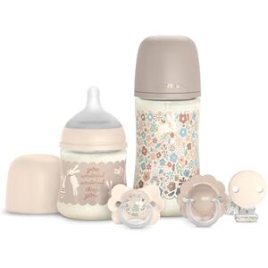 Suavinex , Coffret Cadeau Nouveau-né avec Biberons Anti-coliques 150 ml Débit Lent + 270 ml Débit Moyen + 2 Sucettes 0/6 Mois avec Téterelle Physiologique SX Pro + Attache-sucette. Wonderland Beige - Publicité Suavinex , Coffret Cadeau Nouveau-né avec Biberons Anti-coliques 150 ml Débit Lent + 270 ml Débit Moyen + 2 Sucettes 0/6 Mois avec Téterelle Physiologique SX Pro + Attache-sucette. Wonderland Beige - Publicité