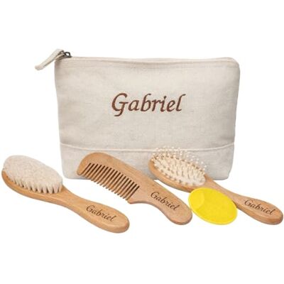 NLEYYAO Brosses & Peigne bébé personnalisés Prénom Gravé + Trousse de toilette bébé Prénom Brodé- Ensemble 5 pièces Idée cadeau bébé Fille, Garçon, Naissance, Noël et autres occasions - Publicité NLEYYAO Brosses & Peigne bébé personnalisés Prénom Gravé + Trousse de toilette bébé Prénom Brodé- Ensemble 5 pièces Idée cadeau bébé Fille, Garçon, Naissance, Noël et autres occasions - Publicité