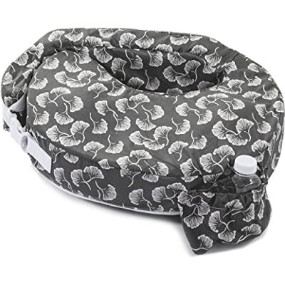 My Brest Friend Coussin d'allaitement Original Ergonomique améliorée, Coussin d'allaitement Essentiel pour Maman et bébé avec Poche latérale Pratique, Double Sangles et Housse, éventails Gris fluides - Publicité My Brest Friend Coussin d'allaitement Original Ergonomique améliorée, Coussin d'allaitement Essentiel pour Maman et bébé avec Poche latérale Pratique, Double Sangles et Housse, éventails Gris fluides - Publicité