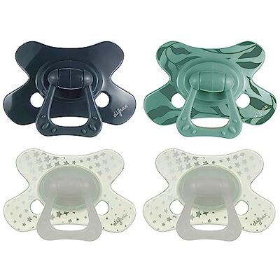Difrax Tétine 12+ Mois Sucette Naissance avec Tétine Silicone Marine & Vert + Glow in the Dark Tétines 4 Pièces - Publicité Difrax Tétine 12+ Mois Sucette Naissance avec Tétine Silicone Marine & Vert + Glow in the Dark Tétines 4 Pièces - Publicité