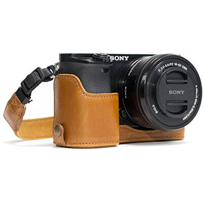 MegaGear Ever Ready Demi-étui en Cuir pour Appareil Photo Sony Alpha A6300, A6000 - Publicité MegaGear Ever Ready Demi-étui en Cuir pour Appareil Photo Sony Alpha A6300, A6000 - Publicité