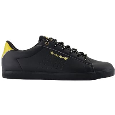 Le Coq Sportif Lucie Baskets Basses Femme Cuir Textile Caoutchouc Semelle Adhérente pour Usage Urbain Confort Quotidien Design Contemporain Taille 40 Noir et Détails Gold - Publicité Le Coq Sportif Lucie Baskets Basses Femme Cuir Textile Caoutchouc Semelle Adhérente pour Usage Urbain Confort Quotidien Design Contemporain Taille 40 Noir et Détails Gold - Publicité