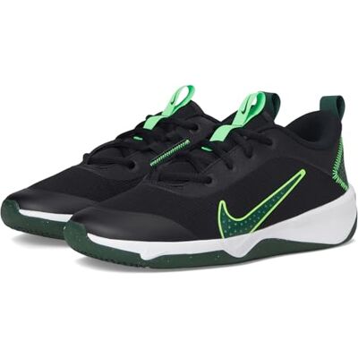 Nike Chaussures de Sport Omni Multi-Court Indoor Enfants - Publicité Nike Chaussures de Sport Omni Multi-Court Indoor Enfants - Publicité