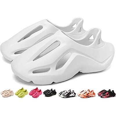 Generic Chaussures Foam Runner pour Hommes et Femmes, Sandales légères et Respirantes, antidérapantes à séchage Rapide Super Douces, Chaussures de Sport décontractées ajourées, Baskets de Marche extérieure - Publicité Generic Chaussures Foam Runner pour Hommes et Femmes, Sandales légères et Respirantes, antidérapantes à séchage Rapide Super Douces, Chaussures de Sport décontractées ajourées, Baskets de Marche extérieure - Publicité