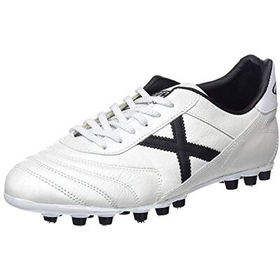 Bottes de football Munich Mundial - Cuir de kangourou, Gazon artificiel, 25 crampons - Publicité Bottes de football Munich Mundial - Cuir de kangourou, Gazon artificiel, 25 crampons - Publicité
