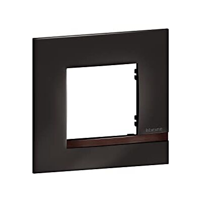 Bticino Plaque Altège Collection Déco 1 poste finition Onyx noir brillant avec liseré bois foncé - Publicité Bticino Plaque Altège Collection Déco 1 poste finition Onyx noir brillant avec liseré bois foncé - Publicité
