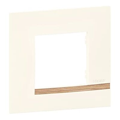 Bticino Plaque Altège Collection Mezzo 1 poste finition Note boisée blanc satiné avec liseré effet bois - Publicité Bticino Plaque Altège Collection Mezzo 1 poste finition Note boisée blanc satiné avec liseré effet bois - Publicité