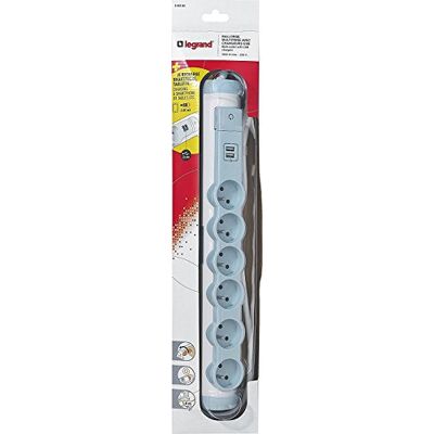 Legrand 050392 Rallonge MultiPrise 6 Prises, 2 Modules de Charge USB 2.4A, Courant 2P+T, 16A, 230V, Blanc et Gris - Publicité Legrand 050392 Rallonge MultiPrise 6 Prises, 2 Modules de Charge USB 2.4A, Courant 2P+T, 16A, 230V, Blanc et Gris - Publicité