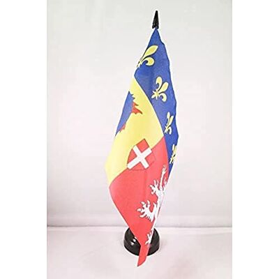 AZ FLAG Drapeau de Table Rhône-Alpes 21x14 cm Socle Plastique Usage intérieur Drapeau de bureau rhônalpin finition cousue et bords renforcés avec mât en plastique et socle en plastique - Publicité AZ FLAG Drapeau de Table Rhône-Alpes 21x14 cm Socle Plastique Usage intérieur Drapeau de bureau rhônalpin finition cousue et bords renforcés avec mât en plastique et socle en plastique - Publicité