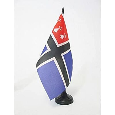 AZ FLAG Drapeau De Table Pays de Saint-Malo 21x14 cm Petit Drapeau De Bro Sant-Maloù De Bureau 100% Polyester Avec Hampe De 25cm Et Socle En Plastique Noir - Publicité AZ FLAG Drapeau De Table Pays de Saint-Malo 21x14 cm Petit Drapeau De Bro Sant-Maloù De Bureau 100% Polyester Avec Hampe De 25cm Et Socle En Plastique Noir - Publicité