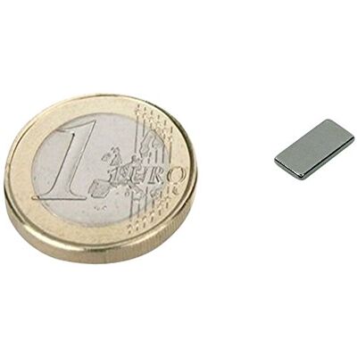 Magnosphere 20 x Aimant rectangulaire Bloc magnétique 10 x 5 x 1mm Néodyme N52, Nickelé force 0,6 kg 20 pièces - Publicité Magnosphere 20 x Aimant rectangulaire Bloc magnétique 10 x 5 x 1mm Néodyme N52, Nickelé force 0,6 kg 20 pièces - Publicité