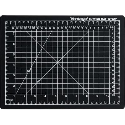 DAHLE Vantage 10670 Tapis de découpe auto-cicatrisant, 22,9 x 30,5 cm, grille de 1,3 cm, 5 couches pour une guérison maximale, parfait pour les travaux manuels et la couture, Noir - Publicité DAHLE Vantage 10670 Tapis de découpe auto-cicatrisant, 22,9 x 30,5 cm, grille de 1,3 cm, 5 couches pour une guérison maximale, parfait pour les travaux manuels et la couture, Noir - Publicité