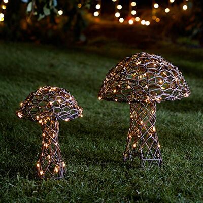 Lights4fun Lot de 2 Champignons Lumineux en Rotin avec LED Blanc Chaud à Piles pour Extérieur - Publicité Lights4fun Lot de 2 Champignons Lumineux en Rotin avec LED Blanc Chaud à Piles pour Extérieur - Publicité
