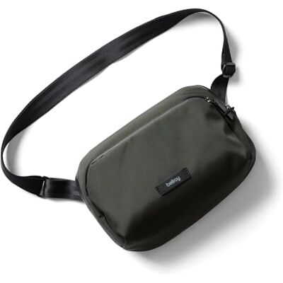 Bellroy Transit Sling 5 L, Sac à bandoulière de voyage Olive Sac à bandoulière de voyage 5 L avec organisation interne, sangle réglable et protection contre les intempéries - Publicité Bellroy Transit Sling 5 L, Sac à bandoulière de voyage Olive Sac à bandoulière de voyage 5 L avec organisation interne, sangle réglable et protection contre les intempéries - Publicité