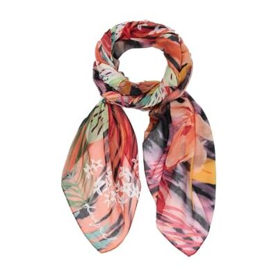 Desigual Femme Foulard jungle. Publicité Desigual Femme Foulard jungle. Publicité