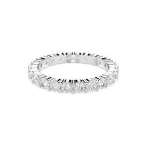 Swarovski Bague Matrix Vittore, discrète et sophistiquée, ligne de cristaux ronds blancs scintillants, taille ronde, design raffiné et lumineux, finition argentée, taille 50 - Publicité Swarovski Bague Matrix Vittore, discrète et sophistiquée, ligne de cristaux ronds blancs scintillants, taille ronde, design raffiné et lumineux, finition argentée, taille 50 - Publicité