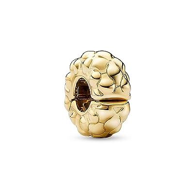 Pandora Moments Charms en métal plaqué or 14 carats - Publicité Pandora Moments Charms en métal plaqué or 14 carats - Publicité