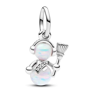 Pandora Moments Charm pendant Bonhomme de neige en argent sterling avec opale blanche créée en laboratoire et zircones cubiques transparentes - Publicité Pandora Moments Charm pendant Bonhomme de neige en argent sterling avec opale blanche créée en laboratoire et zircones cubiques transparentes - Publicité