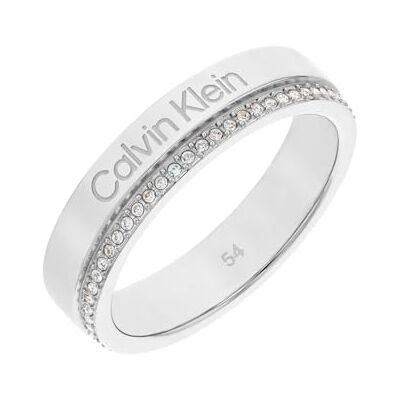 Calvin Klein Bague pour Femme Collection MINIMAL LINEAR en Acier Inoxydable avec des Cristaux - Publicité Calvin Klein Bague pour Femme Collection MINIMAL LINEAR en Acier Inoxydable avec des Cristaux - Publicité