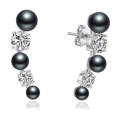 Philip Jones Boucles d'oreilles grimpantes en perles noires créées avec des cristaux Zircondia® - Publicité Philip Jones Boucles d'oreilles grimpantes en perles noires créées avec des cristaux Zircondia® - Publicité