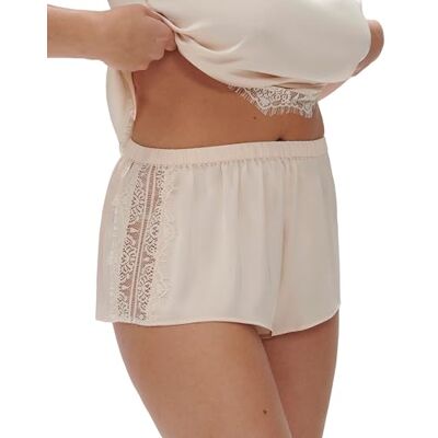 Simone Perele Nightshort Pyjama Femme en Satin et Dentelle Fluide Idéal Ensemble de Nuit Léger Vêtement Short Confortable, Chic, et Raffiné pour la Maison - Publicité Simone Perele Nightshort Pyjama Femme en Satin et Dentelle Fluide Idéal Ensemble de Nuit Léger Vêtement Short Confortable, Chic, et Raffiné pour la Maison - Publicité