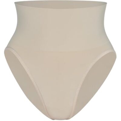 Athena Culotte Taille Haute Smoothers - Publicité Athena Culotte Taille Haute Smoothers - Publicité