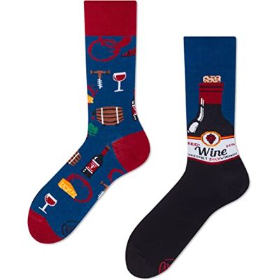 Many Mornings Cabernet SOCKvignon Chaussettes dépareillées Vin Rouge, Vin - Publicité Many Mornings Cabernet SOCKvignon Chaussettes dépareillées Vin Rouge, Vin - Publicité