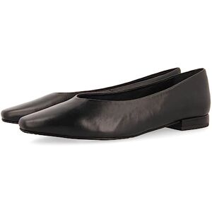 GIOSEPPO Ballerines noires à bout fin pour femme gifford - Publicité GIOSEPPO Ballerines noires à bout fin pour femme gifford - Publicité