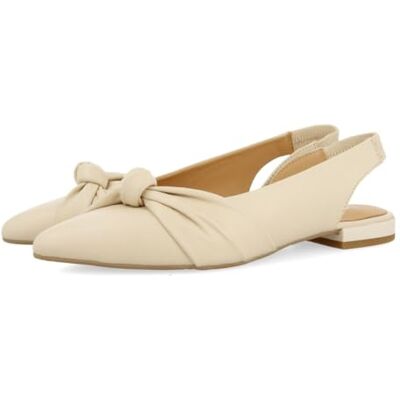 GIOSEPPO BALLERINES EN CUIR DÉTALONNÉES DE COULEUR OFF-WHITE AVEC DÉTAIL DE NOEUD POUR FEMME IBALLE - Publicité GIOSEPPO BALLERINES EN CUIR DÉTALONNÉES DE COULEUR OFF-WHITE AVEC DÉTAIL DE NOEUD POUR FEMME IBALLE - Publicité