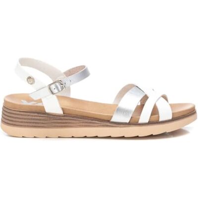 XTI Sandale Femme Blanc Chaussures confortables et polyvalentes Mode décontractée Modèle 01 (Taille39) - Publicité XTI Sandale Femme Blanc Chaussures confortables et polyvalentes Mode décontractée Modèle 01 (Taille39) - Publicité