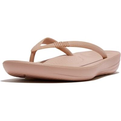 Fitflop iQushion Tongs ergonomiques pour femme – Légères et confortables avec soutien naturel de la voûte plantaire, beige, 36 EU - Publicité Fitflop iQushion Tongs ergonomiques pour femme – Légères et confortables avec soutien naturel de la voûte plantaire, beige, 36 EU - Publicité