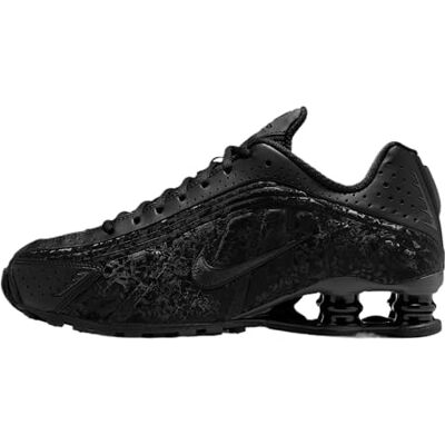 Nike W Shox R4 Femme Black/DK Smoke Grey EU 38 - Publicité Nike W Shox R4 Femme Black/DK Smoke Grey EU 38 - Publicité