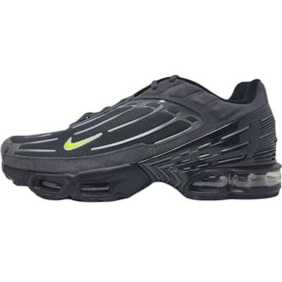 Nike Air Max Plus III Black Volt 44 - Publicité Nike Air Max Plus III Black Volt 44 - Publicité