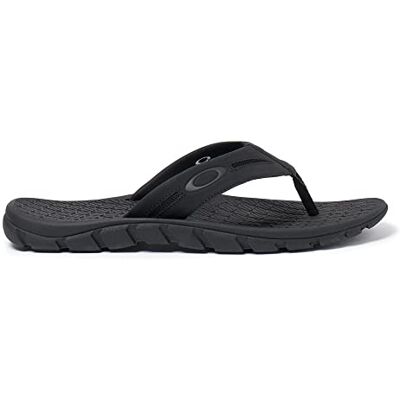 Oakley Operative Sandal 2.0 Blackout 45 - Publicité Oakley Operative Sandal 2.0 Blackout 45 - Publicité