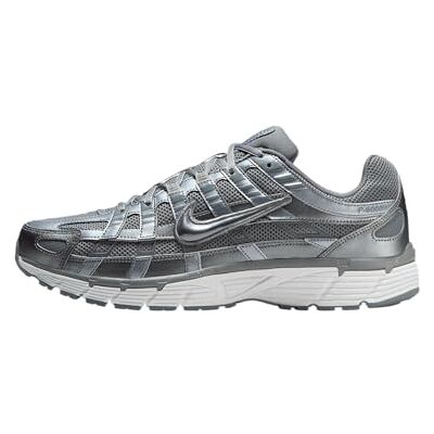 Nike Chaussures P-6000 pour homme, Gris métallisé froid/blanc/gris loup/gris froid, 42.5 EU - Publicité Nike Chaussures P-6000 pour homme, Gris métallisé froid/blanc/gris loup/gris froid, 42.5 EU - Publicité