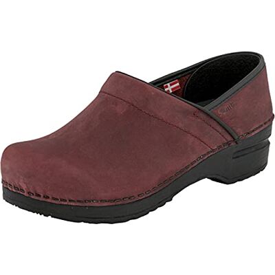 Sanita Professional en Cuir huilé Sabots fermés Produit Original Fabriqué à la Main pour Femme Assise Plantaire de Forme Anatomique avec Mousse Souple Rouge Bordeaux 36 EU - Publicité Sanita Professional en Cuir huilé Sabots fermés Produit Original Fabriqué à la Main pour Femme Assise Plantaire de Forme Anatomique avec Mousse Souple Rouge Bordeaux 36 EU - Publicité