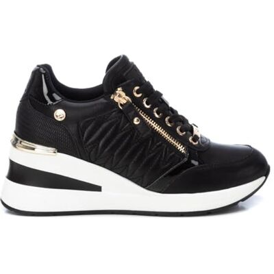 XTI Sneakers Femme Noir Chaussures Confortables et polyvalentes Mode décontractée Modèle 01 (Taille36) - Publicité XTI Sneakers Femme Noir Chaussures Confortables et polyvalentes Mode décontractée Modèle 01 (Taille36) - Publicité