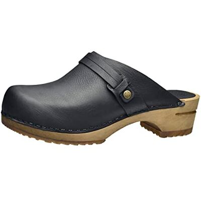 Sanita Ursana Sabots Ouverts Produit Original Fabriqué à la Main pour Femme Sabots en Cuir avec Semelle en Bois Noir 39 EU - Publicité Sanita Ursana Sabots Ouverts Produit Original Fabriqué à la Main pour Femme Sabots en Cuir avec Semelle en Bois Noir 39 EU - Publicité