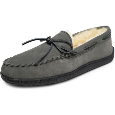 Minnetonka Chaussons mocassins en peau de mouton pour homme, gris, pointure 46 - Publicité Minnetonka Chaussons mocassins en peau de mouton pour homme, gris, pointure 46 - Publicité
