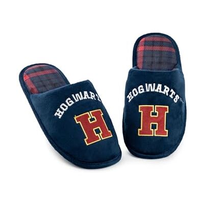 Harry Potter Pantoufles Potter pour hommes Chaussons mules d'intérieur avec logo graphique de Poudlard pour adultes en bleu École de sorcellerie et de sorcellerie Slip On House Shoes - Publicité Harry Potter Pantoufles Potter pour hommes Chaussons mules d'intérieur avec logo graphique de Poudlard pour adultes en bleu École de sorcellerie et de sorcellerie Slip On House Shoes - Publicité