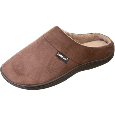 Isotoner Pantoufles ouvertes pour homme en mousse à mémoire de forme et semelle pour l'intérieur et l'extérieur, Micro daim chocolat foncé, Medium - Publicité Isotoner Pantoufles ouvertes pour homme en mousse à mémoire de forme et semelle pour l'intérieur et l'extérieur, Micro daim chocolat foncé, Medium - Publicité