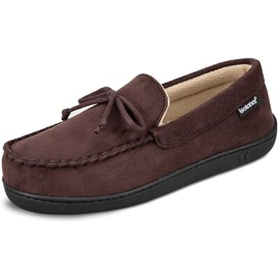 Isotoner Mocassins pour hommes en micro-suède avec semelles intérieures et extérieures, dotés de mousse à mémoire pour un ajustement personnalisé et d'un soutien de la voûte plantaire pour un - Publicité Isotoner Mocassins pour hommes en micro-suède avec semelles intérieures et extérieures, dotés de mousse à mémoire pour un ajustement personnalisé et d'un soutien de la voûte plantaire pour un - Publicité
