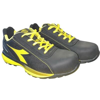 Diadora Chaussure de travail Glove Hyper Low S3S FO HRO SR ESD Noir, Black 80013, 43 EU - Publicité Diadora Chaussure de travail Glove Hyper Low S3S FO HRO SR ESD Noir, Black 80013, 43 EU - Publicité