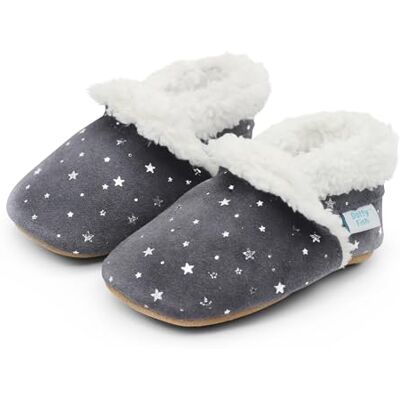 Dotty Fish Chaussons en daim pour bébé et enfant – Semelle souple antidérapante, doublure polaire chaude, effet pieds nus – Garçon & fille Étoiles d'argent 0-6 mois - Publicité Dotty Fish Chaussons en daim pour bébé et enfant – Semelle souple antidérapante, doublure polaire chaude, effet pieds nus – Garçon & fille Étoiles d'argent 0-6 mois - Publicité