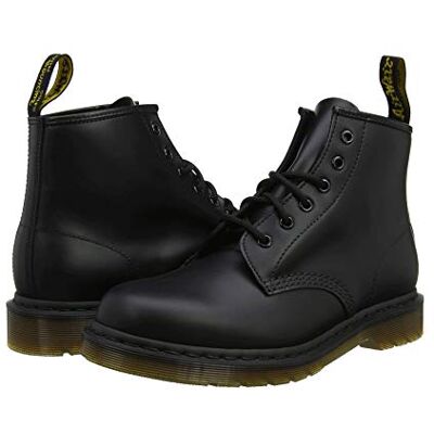 Dr. Martens 101, Bottes & Bottines Classiques Mixte Adulte, Noir (Black 001), 39 EU - Publicité Dr. Martens 101, Bottes & Bottines Classiques Mixte Adulte, Noir (Black 001), 39 EU - Publicité