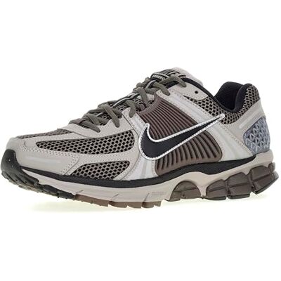 Nike Zoom Vomero 5 Baskets Homme 42.5 EU, College Grey Black Cave Stone, 42.5 EU - Publicité Nike Zoom Vomero 5 Baskets Homme 42.5 EU, College Grey Black Cave Stone, 42.5 EU - Publicité
