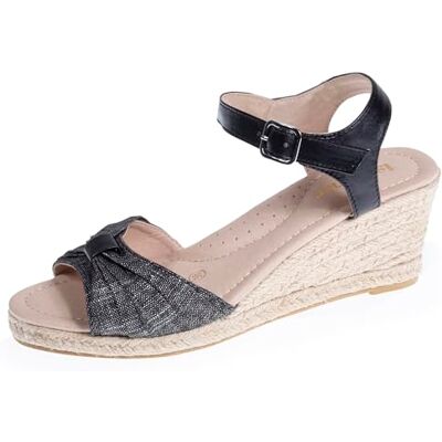 Isotoner Espadrilles Femme à Talon 6 cm et Bout Ouvert détail nœud, 39, Noir - Publicité Isotoner Espadrilles Femme à Talon 6 cm et Bout Ouvert détail nœud, 39, Noir - Publicité
